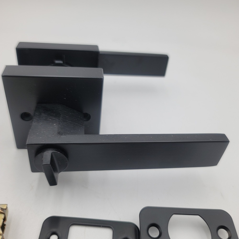Matte Black Door Lever and Deadbolt Set Square Modern Keyed Entry Hardware